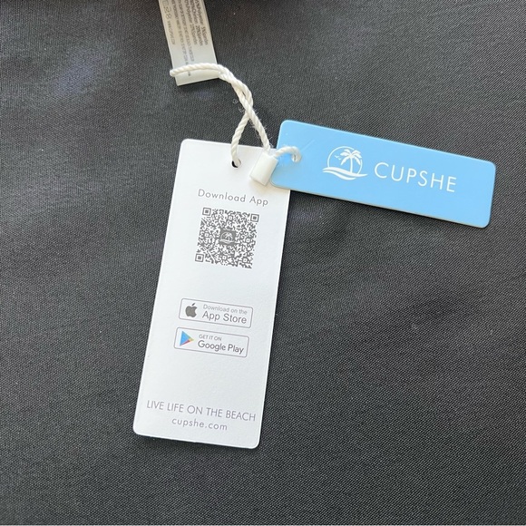 ****NWT****Cupshe Swimwear - One Piece w/ halter neckline - Picture 6 of 7